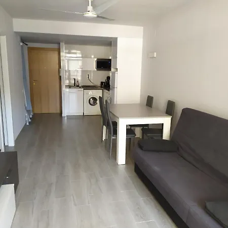 Apartamento Salou 公寓 *